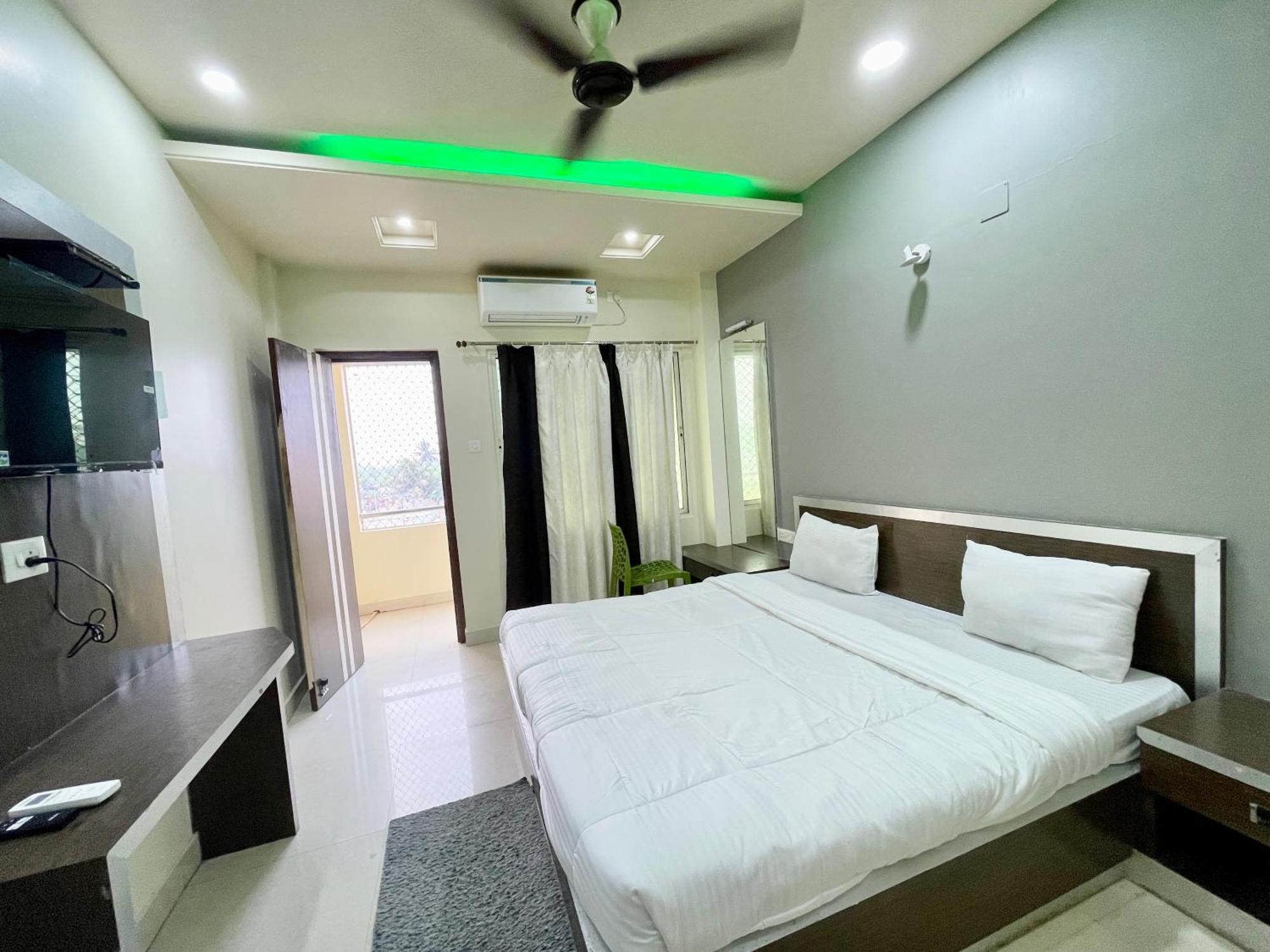Hotel Xxxx Varanasi