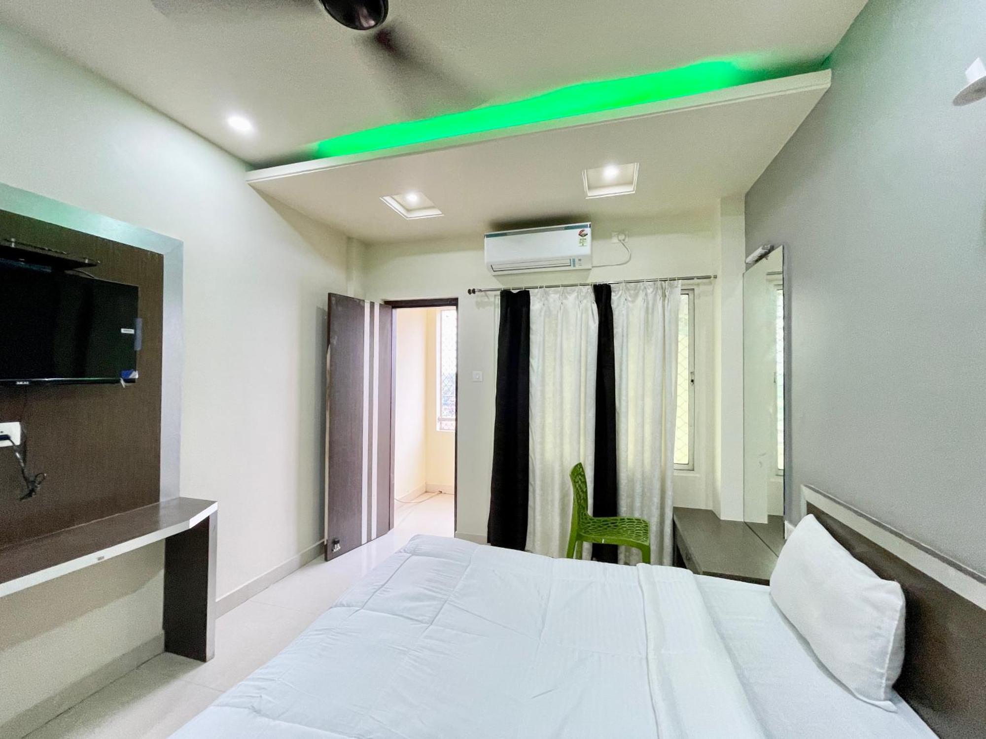 Xxxx Hotel Varanasi