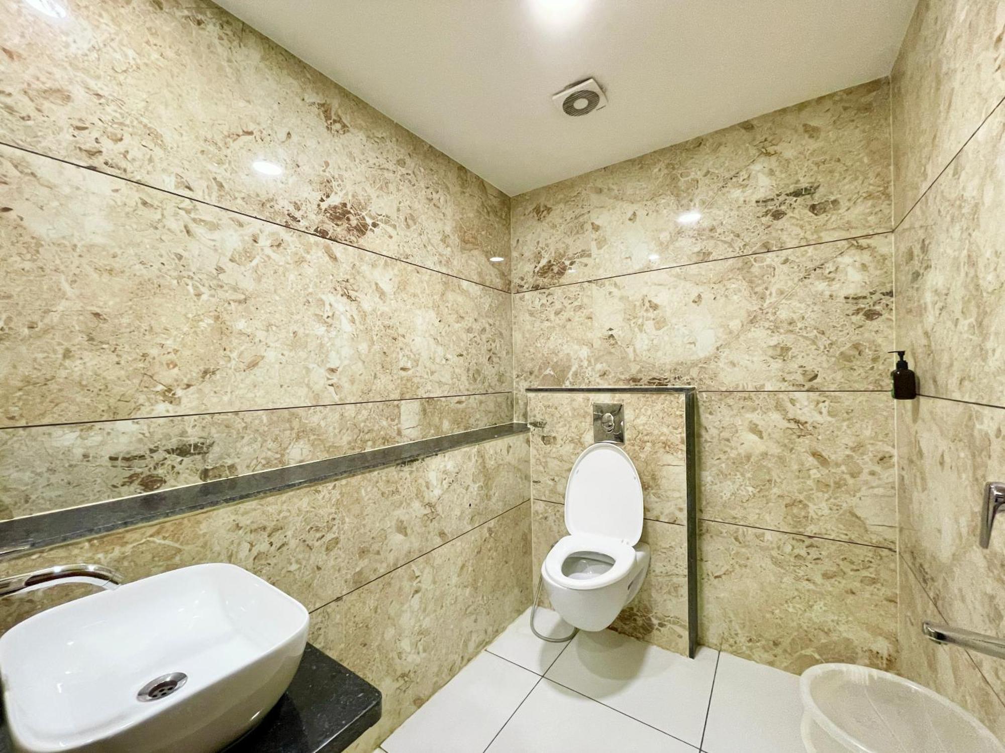 Hotel Xxxx Varanasi